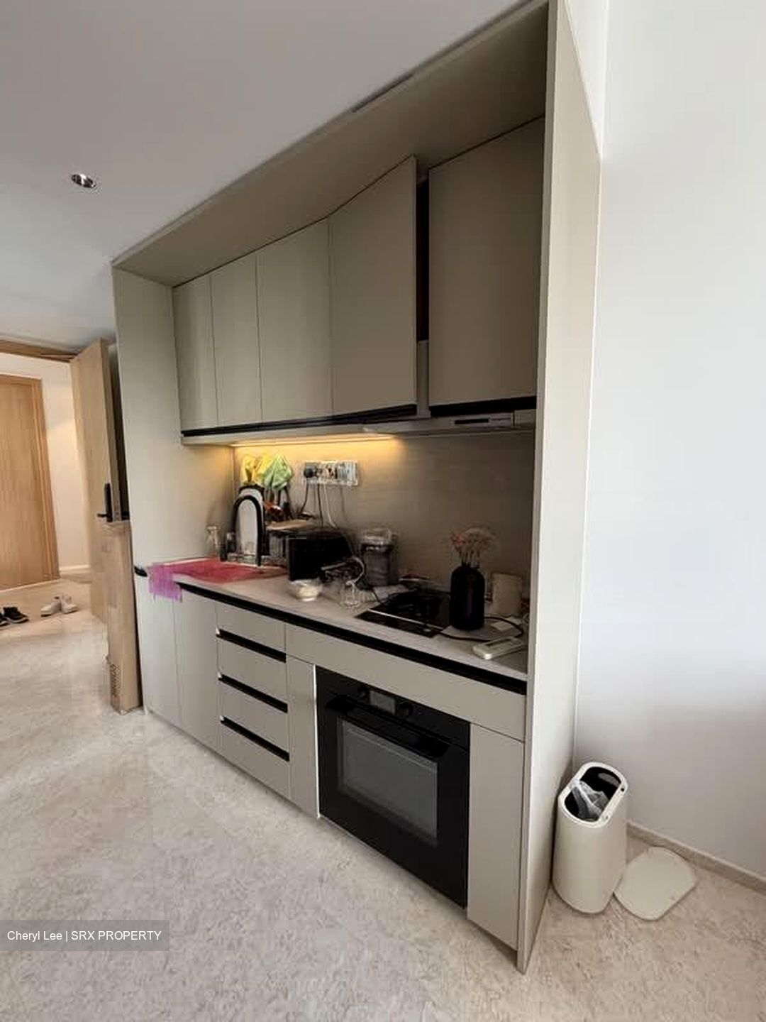 Hill House (D9), Apartment #585346861